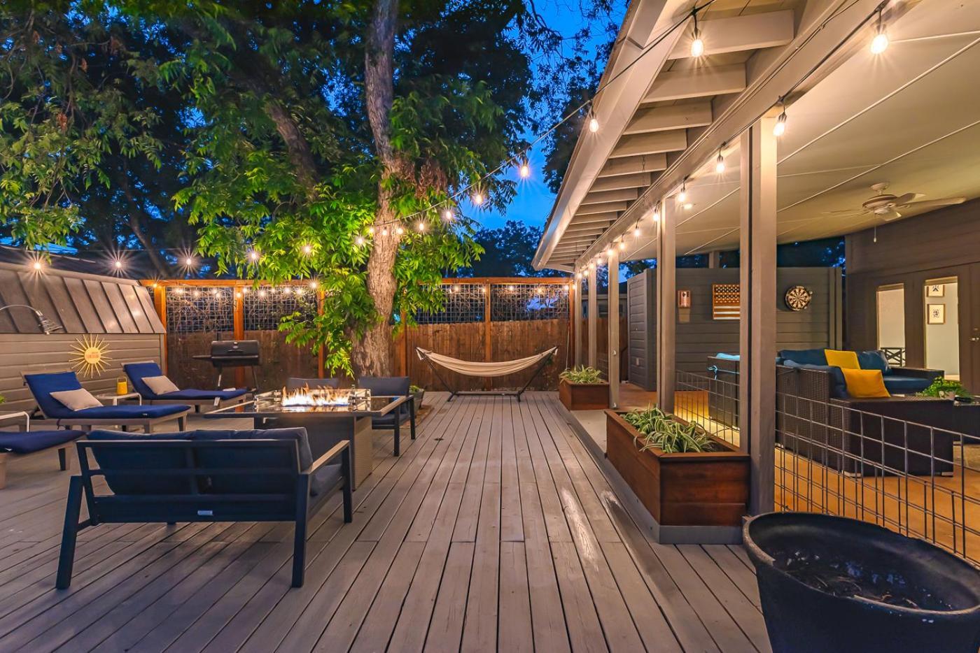 Serene Pool & Firepit In Stunning Home By Airport San Antonio Luaran gambar