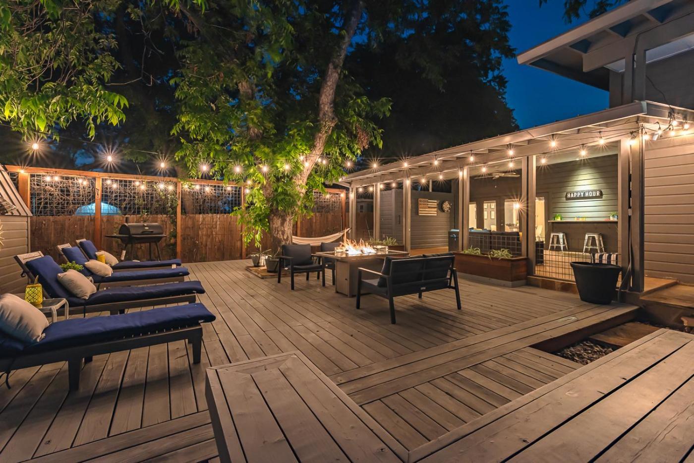 Serene Pool & Firepit In Stunning Home By Airport San Antonio Luaran gambar